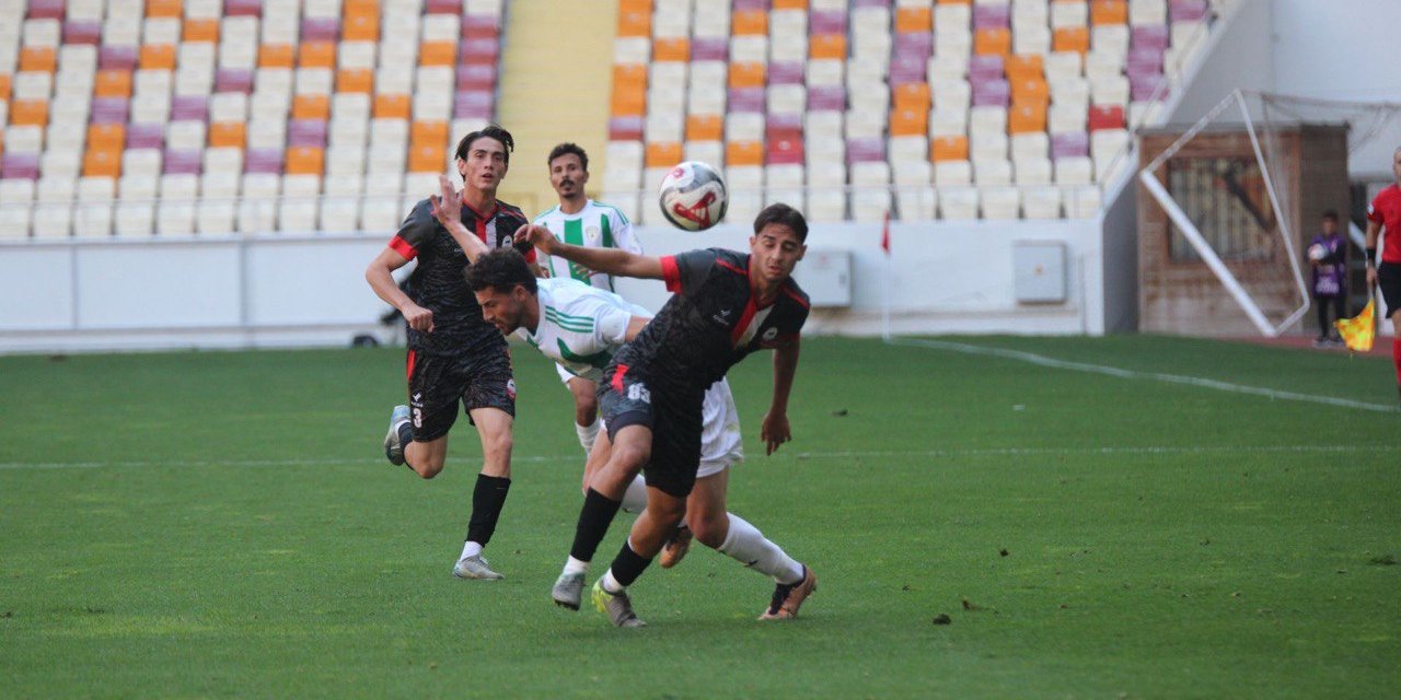 Kahramanmaraşspor Sezonun İlk Galibiyetini Malatya Deplasmanında Aldı