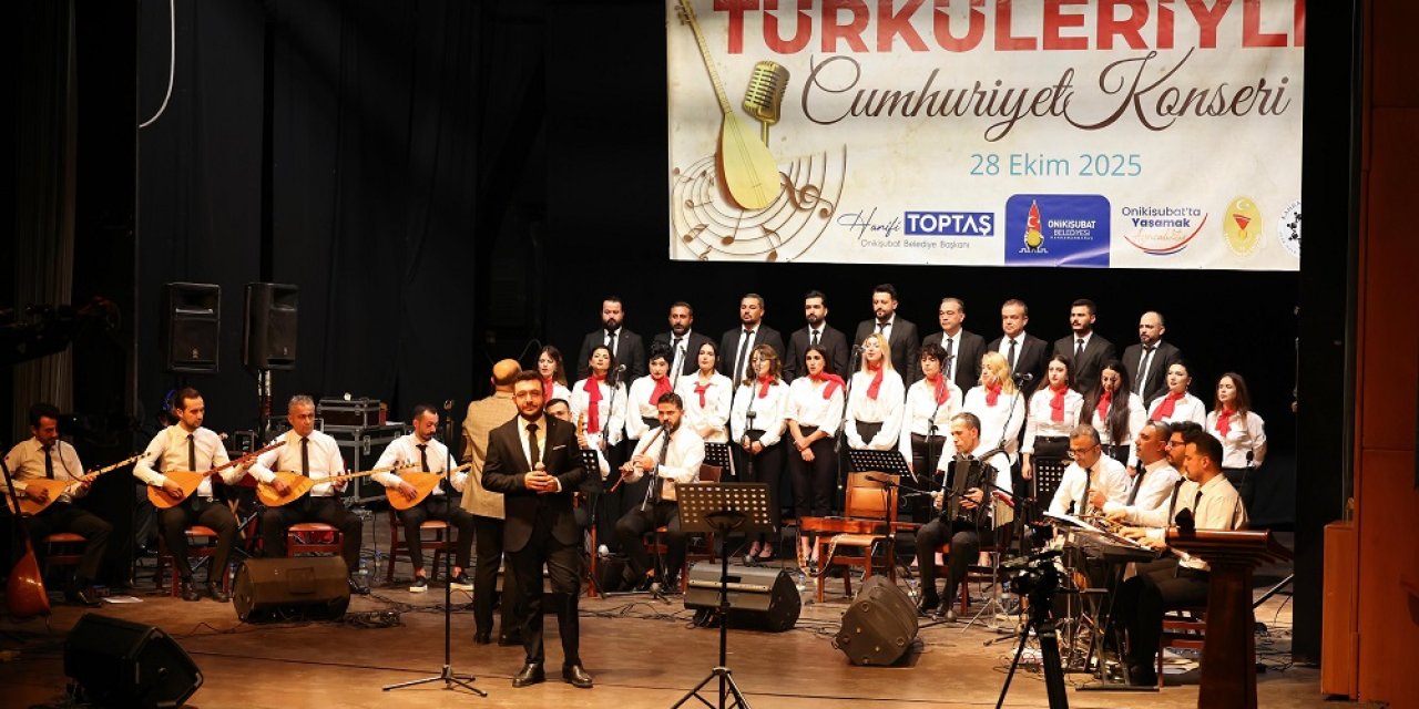 Kahramanlık Türküleriyle Cumhuriyet Konserine yoğun ilgi
