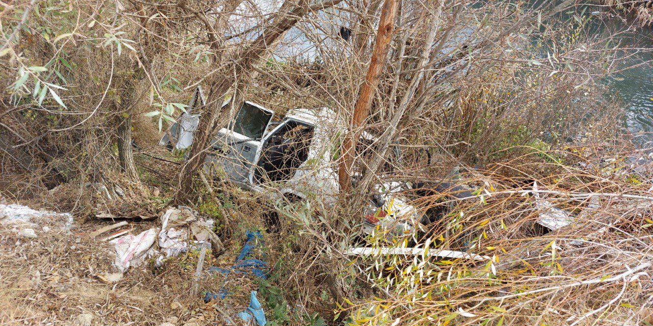 Kahramanmaraş’ta Otomobil Köprüden Düştü: Anne ve Oğlu Yaralandı