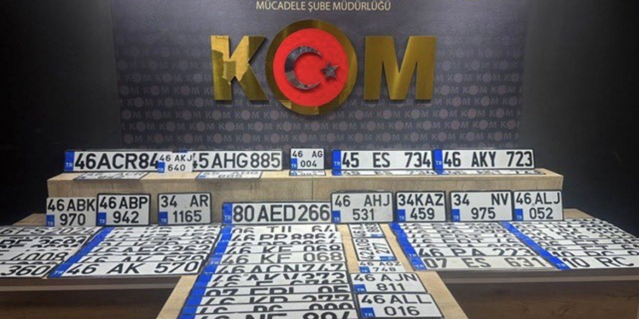 Kahramanmaraş’ta kaçak sigara ve sahte plaka operasyonu 