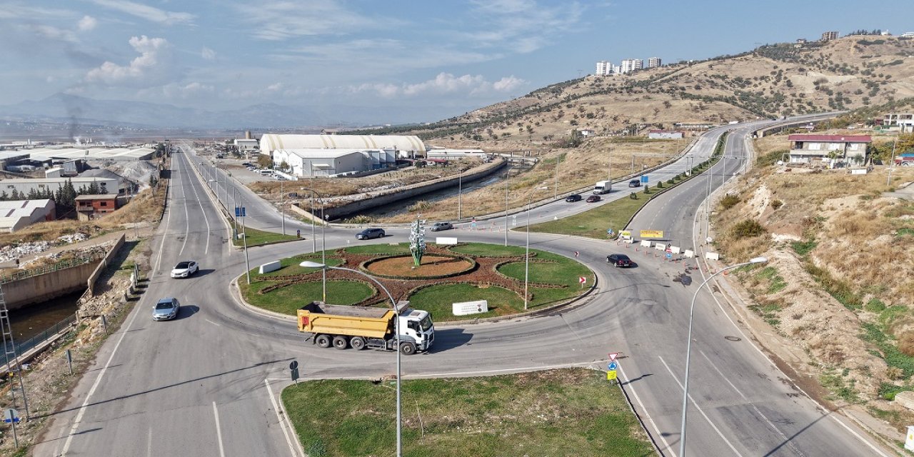 Sümbüllü Caddesi’nin Tekerek’e Çıkış Şeridi 24 Kasım’a Kadar Trafiğe Kapatıldı!