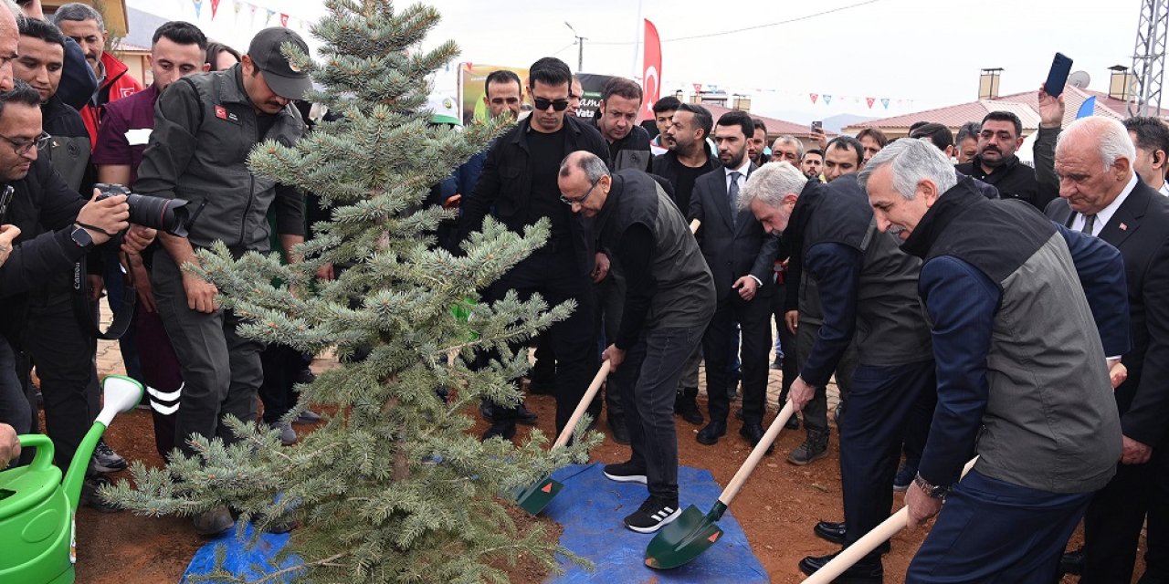 Başkan Görgel; “Diktiğimiz Her Fidan Geleceğe Umut ve Miras”