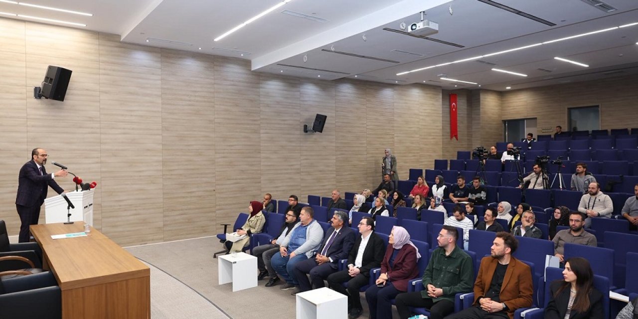 Prof. Dr. Erek, Onikişubat’ın 14 bin yıllık kültürel mirasını anlattı