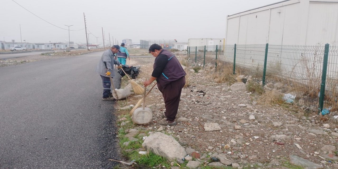 Dulkadiroğlu’nda Umut Konteyner Kent ve İlçede Temizlik Çalışmaları Sürüyor