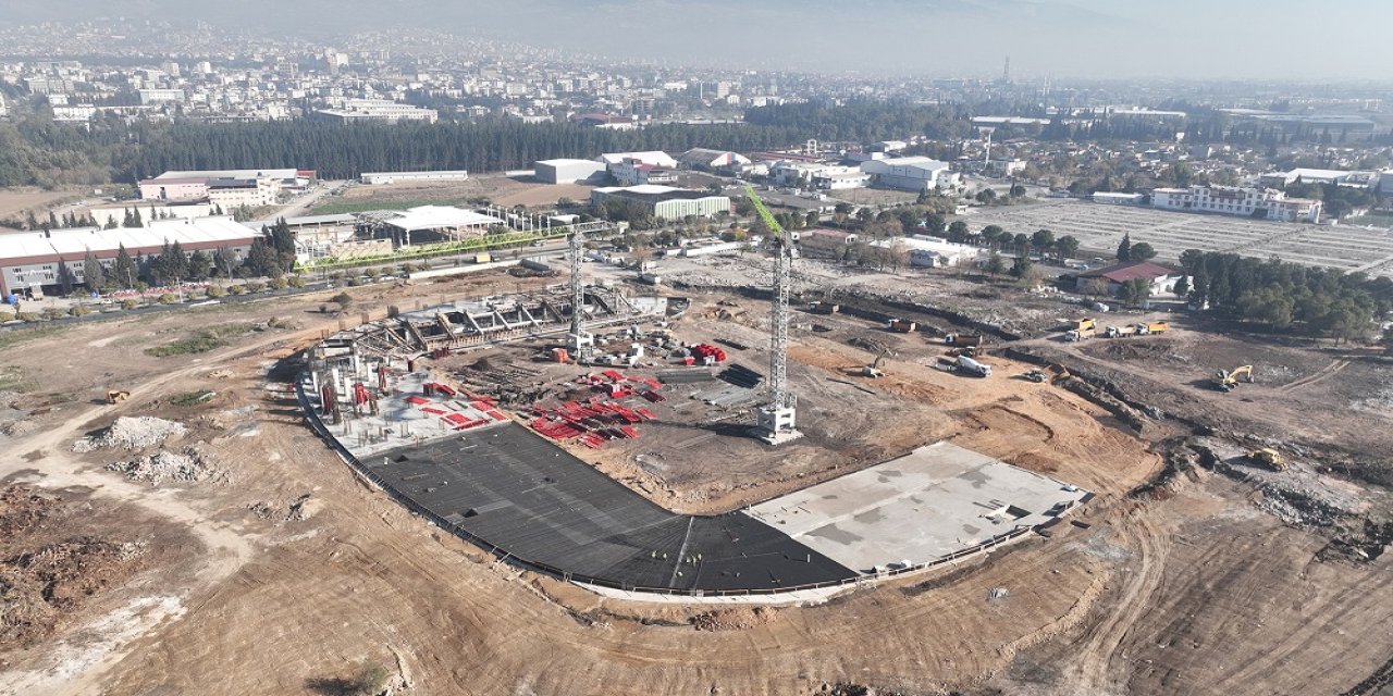 Kahramanmaraş Stadyumu’nda Temelden Tribüne Hızlı Yükseliş