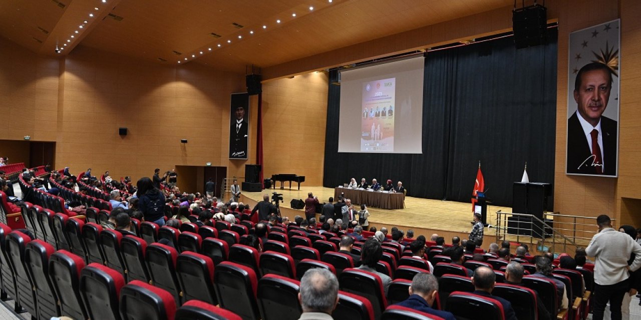 3. Uluslararası Sosyal ve Beşerî Bilimler Akademisi Kongresi Başladı
