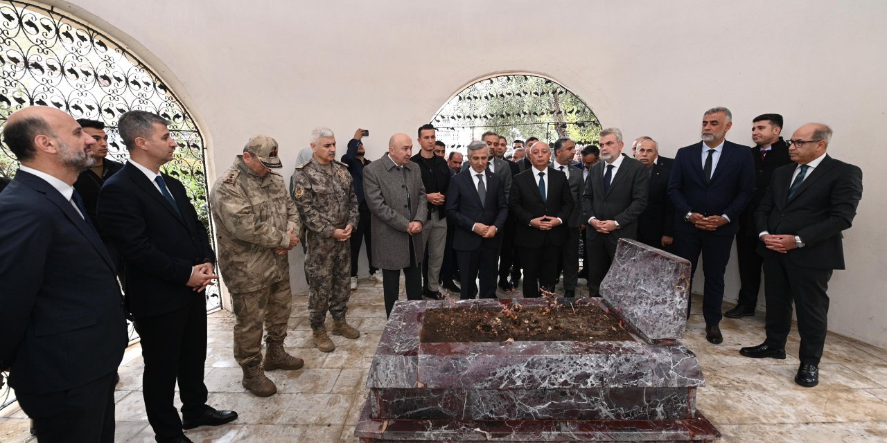 Sütçü İmam Vefatının 103. Yıl Dönümünde Kabri Başında Anıldı