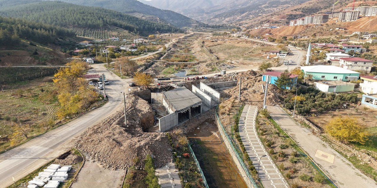 Şekeroba Köprüsü Hızla Yükseliyor!