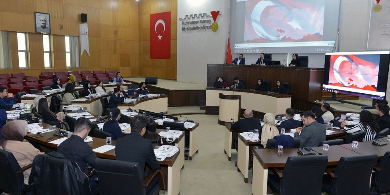 Gençlik Meclisi’nde Yılın Son Olağan Meclis Toplantısı Gerçekleştirildi