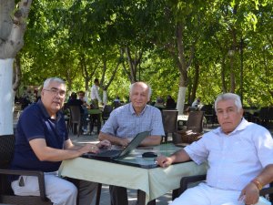 Yazar Ve Şairlere İlham Kaynağı: Cevizli Bahçe