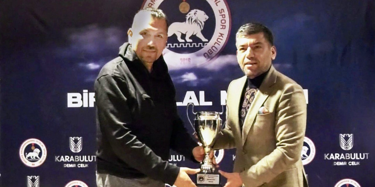 Gazeteci Mesut Tuğrul’a “Bir İstiklal Masalı” Belgeseli İçin Ödül