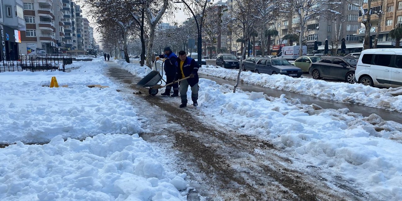 Büyükşehir’den Yaya Güvenliği İçin Kesintisiz Mesai