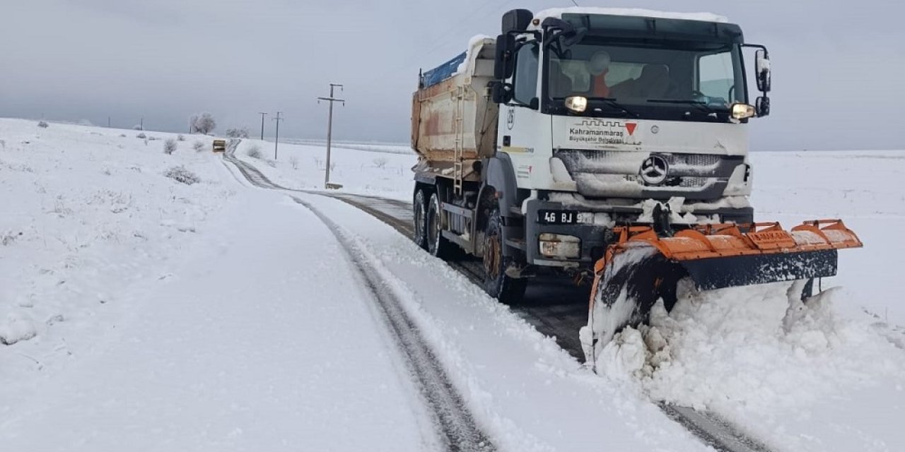 Şehirde Kar Mesaisi Sürüyor..