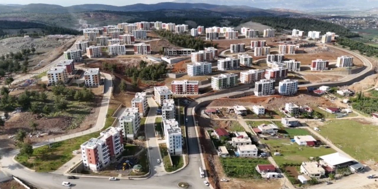 Türkoğlu’nda 3 Bin 844 Kalıcı Konut Hak Sahiplerine Teslim Edildi