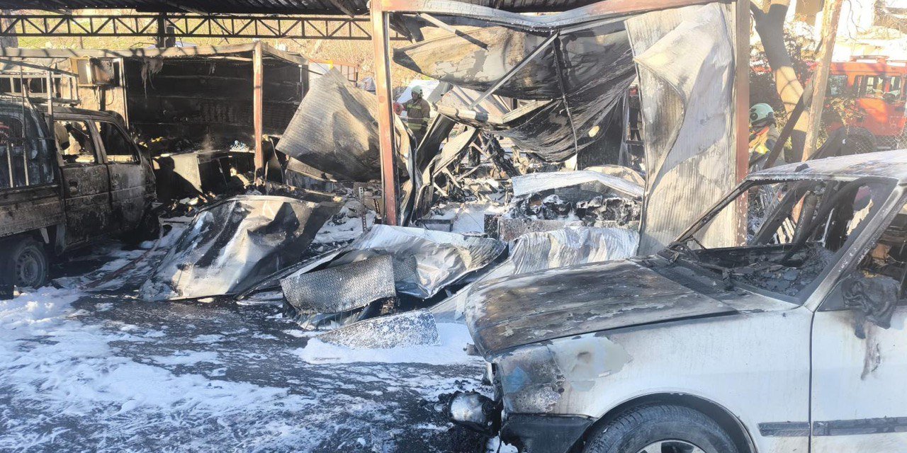 Kahramanmaraş’ta konteyner yangını korkuttu 