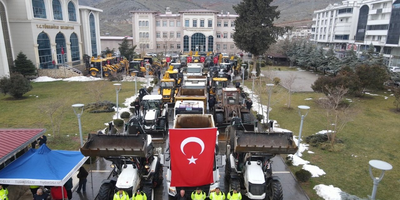 Türkoğlu’nda kar seferberliği vatandaştan tam not aldı