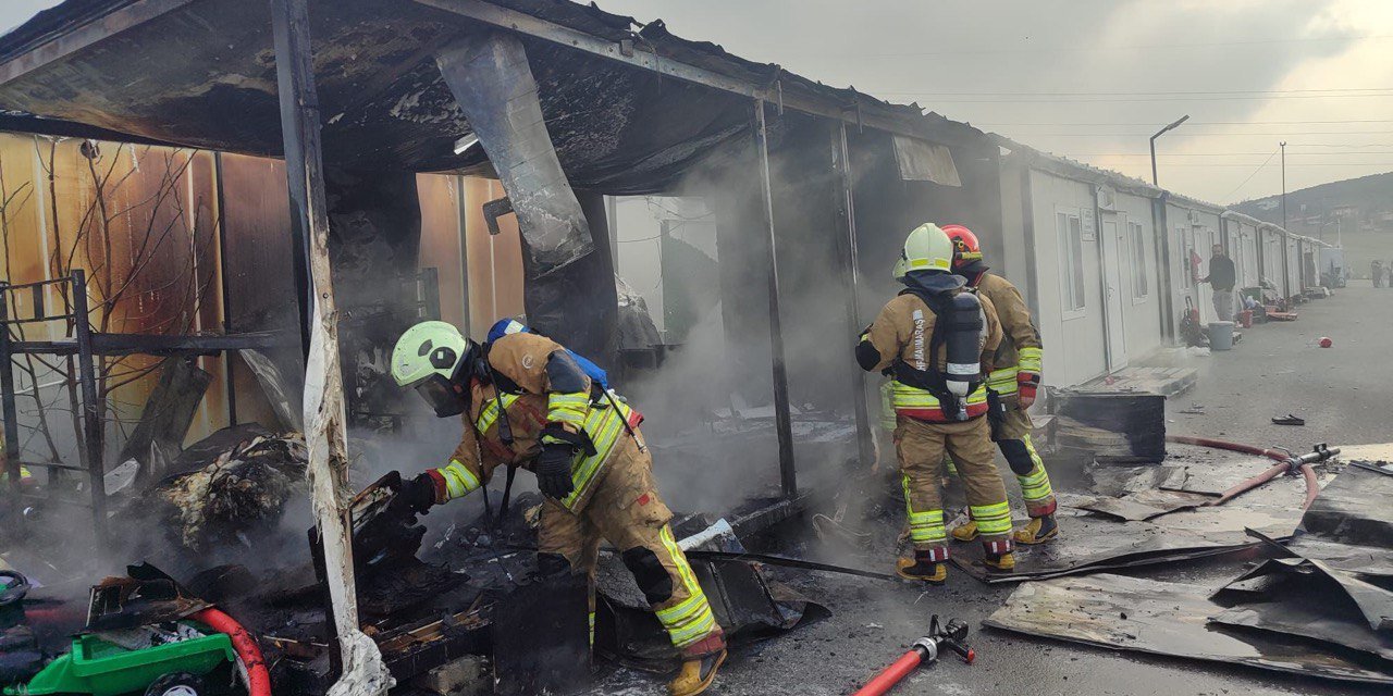 Kahramanmaraş’ta konteyner yangını korkuttu 