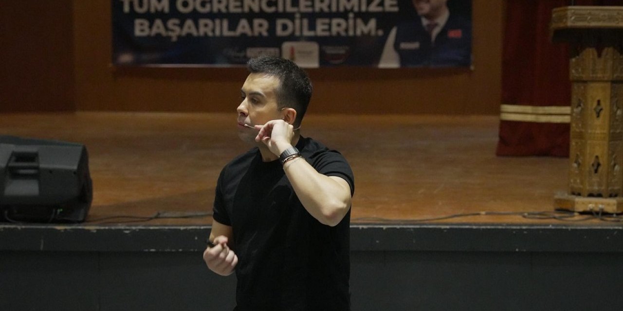 YKS ve KPSS Kazandıran Taktikler Kampı yoğun katılımla başladı