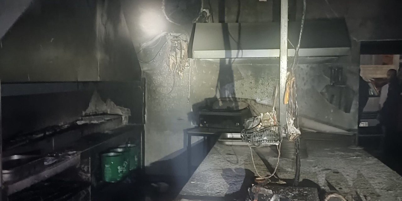 Kahramanmaraş’ta işyeri yangınında 4 kişi dumandan etkilendi 