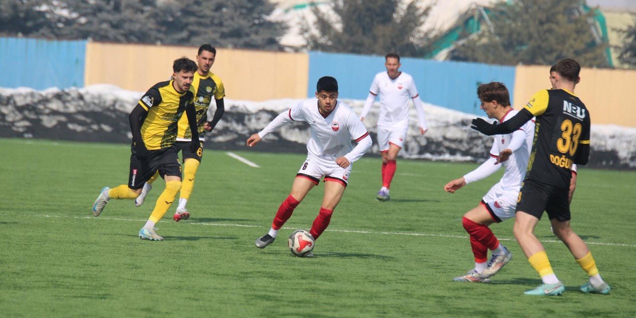 Ağrı 1970 Spor, Kahramanmaraşspor’u Farklı Geçti: 4-1