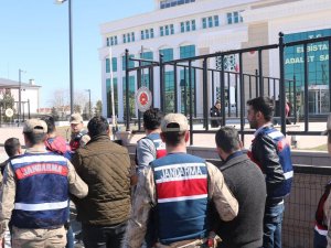Elbistan'da kablo hırsızı 2 kişi tutuklandı