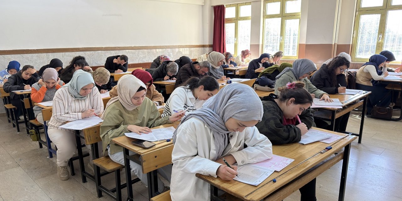 Pusula Maraş’ın Deneme Sınavına Yoğun İlgi…