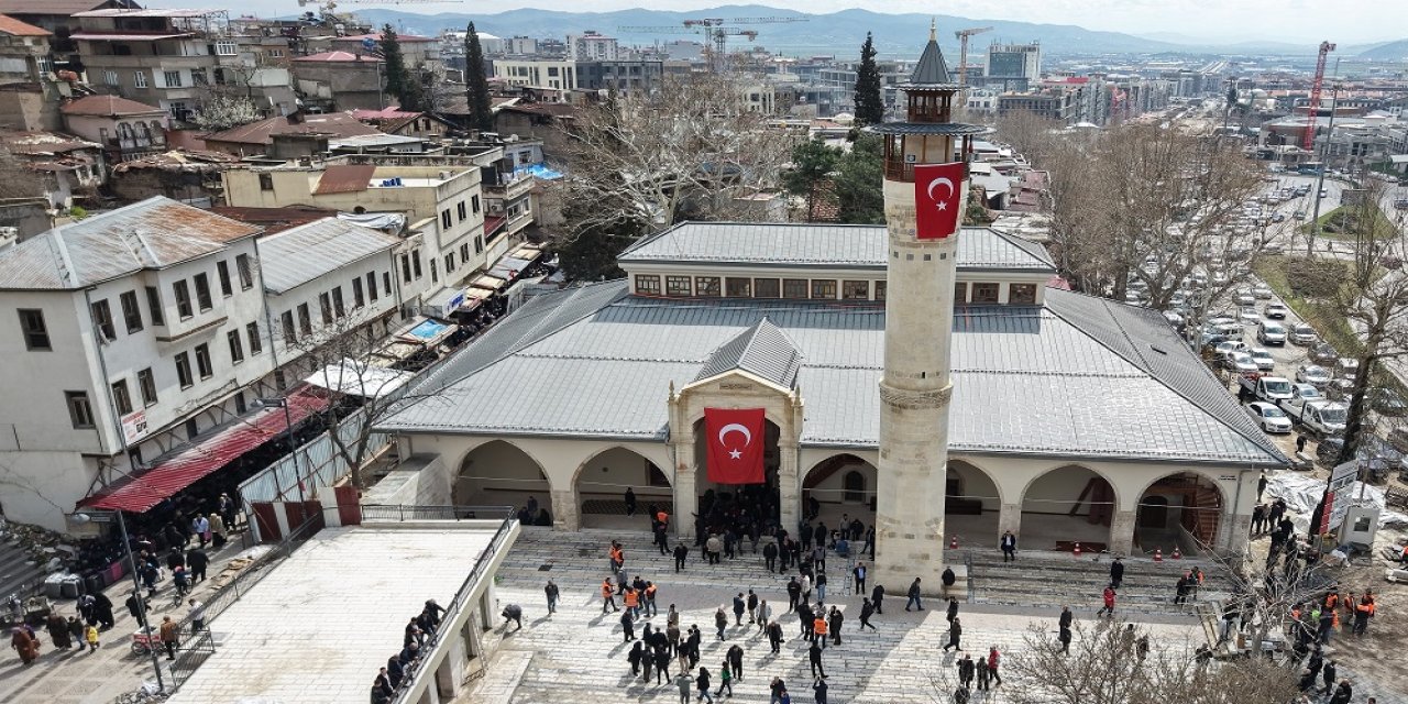 Kadir Gecesi’nde Tarihi Ulu Camii’de Buluşalım!