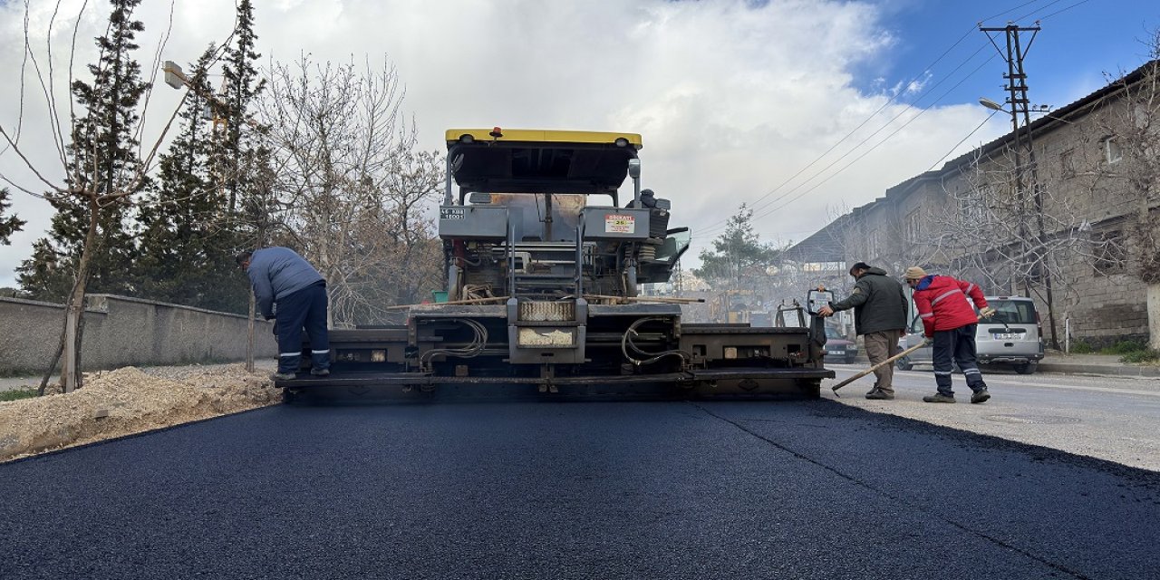Dulkadiroğlu’nda Yol Yenilemeleri Devam Ediyor