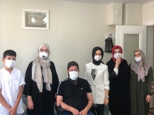 Engelli Vatandaşlara Akülü Araçları Teslim Edildi