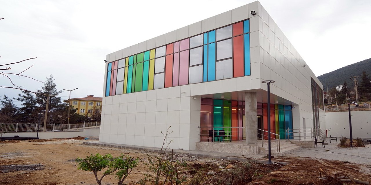 Kahramanmaraş Çocuk Sanat Merkezi Gün Sayıyor!