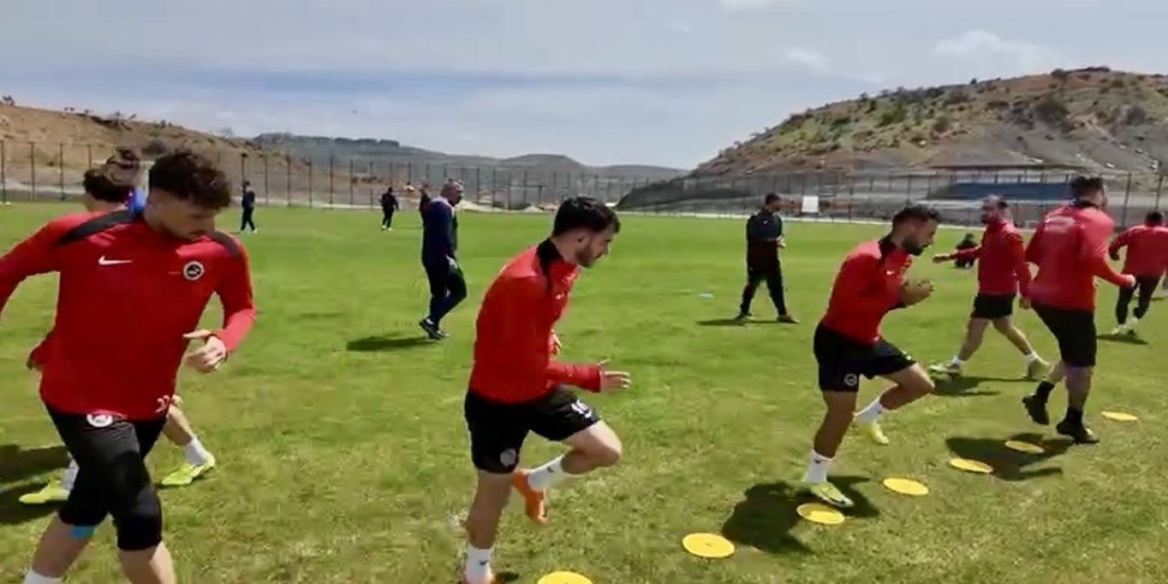 Kahramanmaraş Akedaş İstiklal Spor, Mardin’de kampa girdi