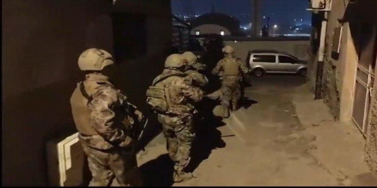 Pazarcık’ta Uyuşturucu Operasyonu: 8 Gözaltı