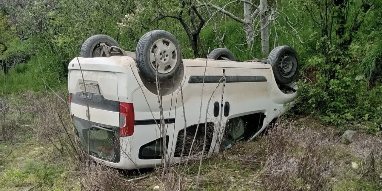 Kahramanmaraş’ta hafif ticari araç takla attı: 1 yaralı
