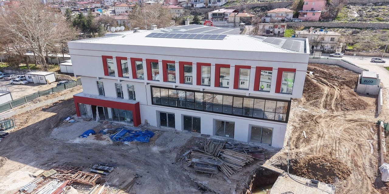 Elbistan’ın Yeni Kütüphanesinde Sona Doğru…