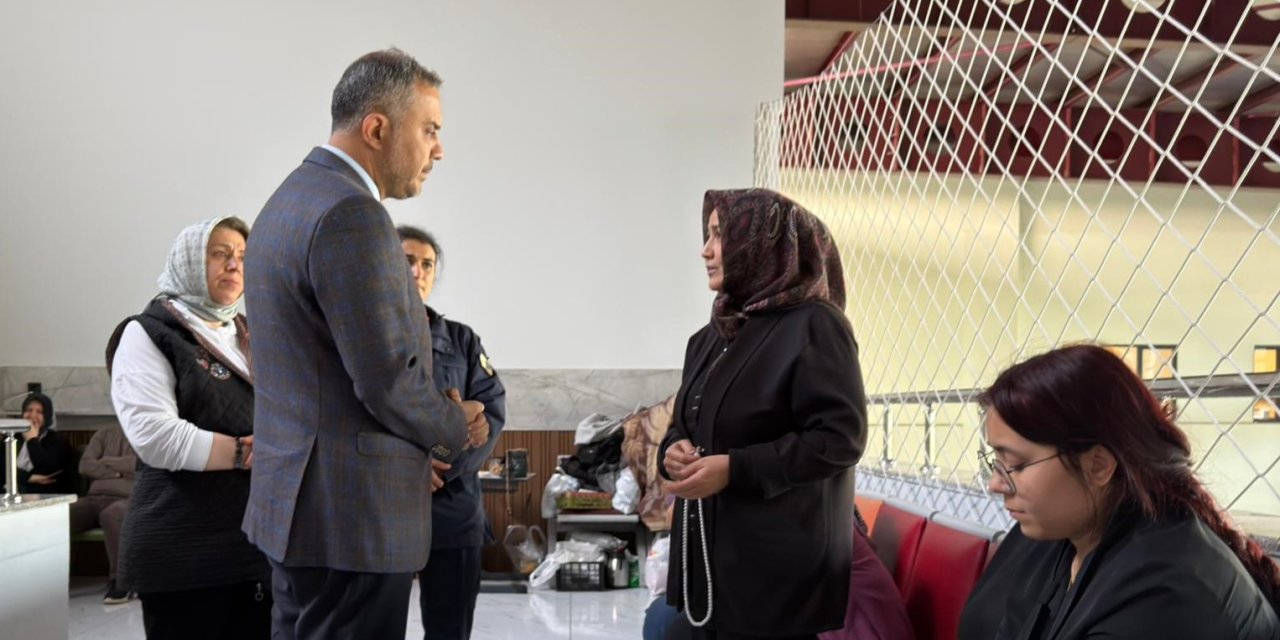 Toptaş, okul saldırısında yaralanan öğrenciler ve ailelerini ziyaret etti