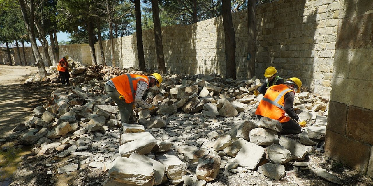 Kahramanmaraş Kalesi’nde Restorasyon Çalışmaları Tüm Hızıyla Sürüyor