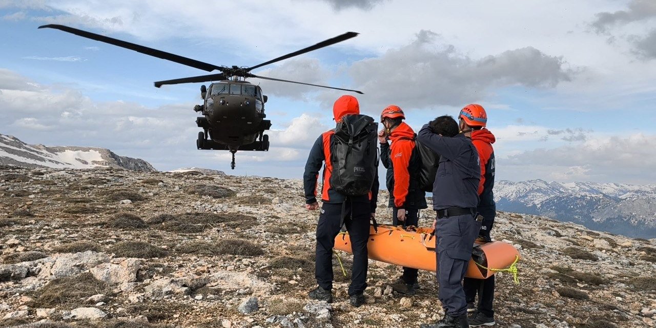 Kahramanmaraş’ta dağ yolunda kalp krizi: Helikopterle tahliye edildi