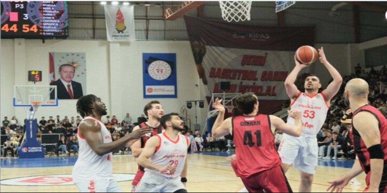 Kipaş Holding'den Futbol ve Basketbola 80 Milyon TL'lik Destek