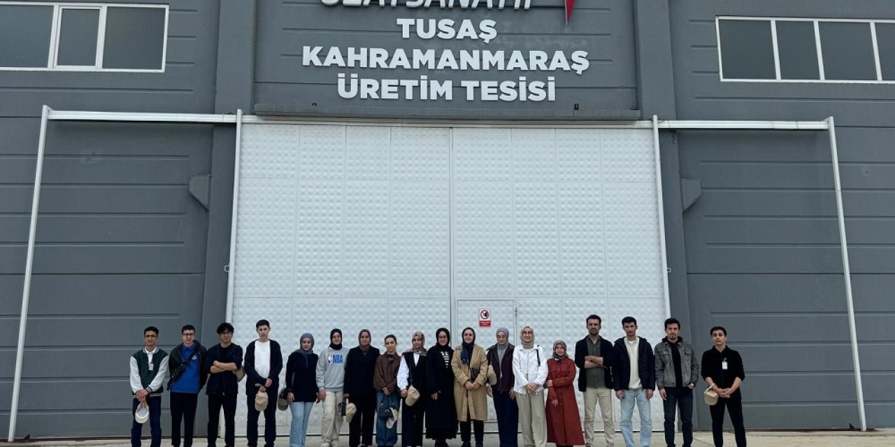 Milli Teknoloji Hamlesi Gençlere Yerinde Anlatıldı