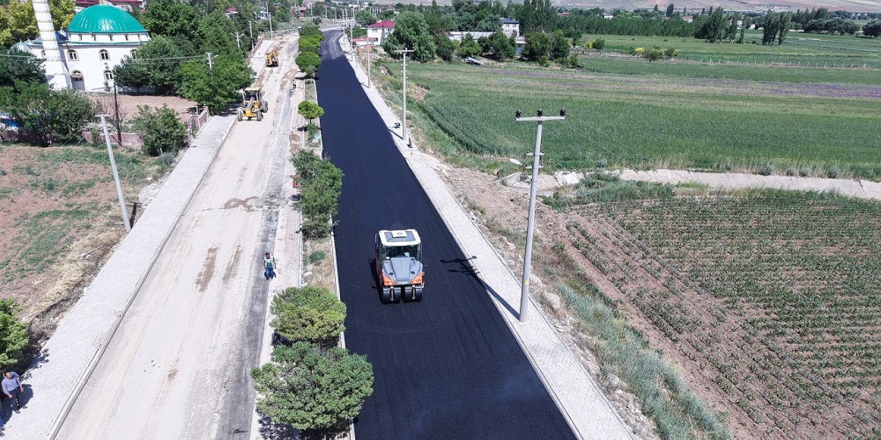 Elbistan İğde’de Yürüyüş Yolu Tamam, Asfalt Başladı