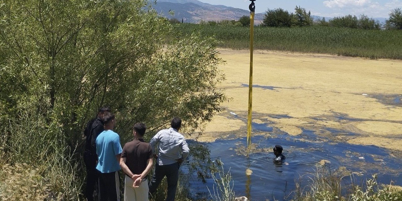 Kahramanmaraş’ta Otomobil Göl’e Düştü