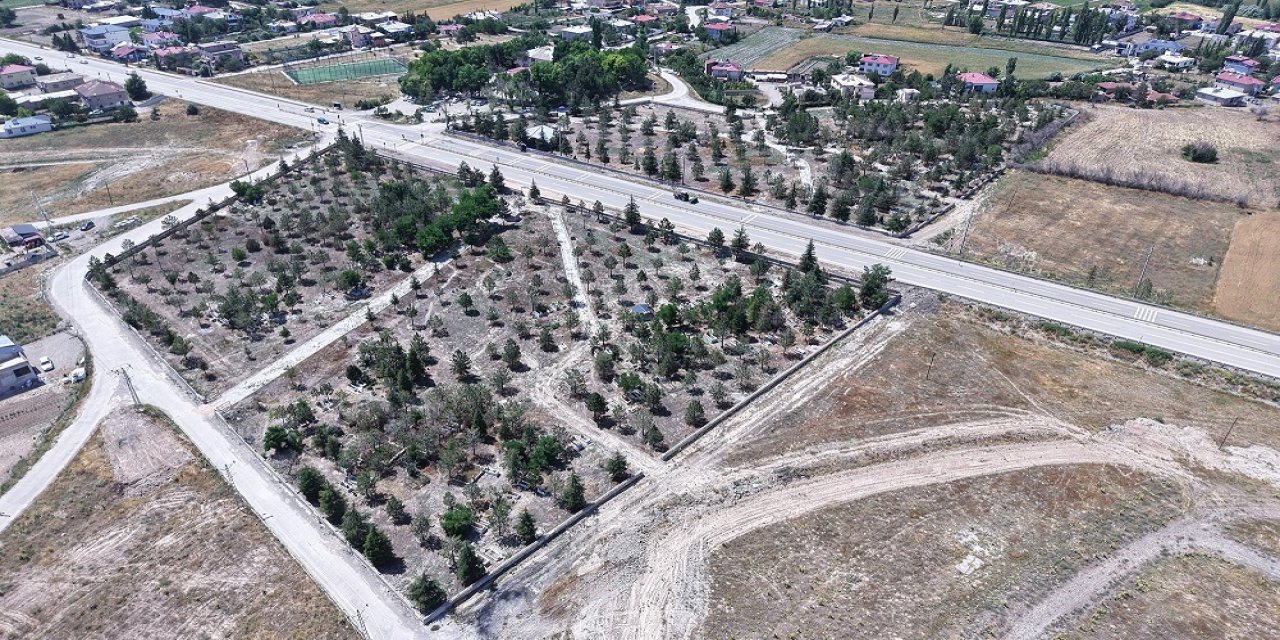 Elbistan’daki 15 Mahalle Mezarlığına Kapsamlı Hizmet
