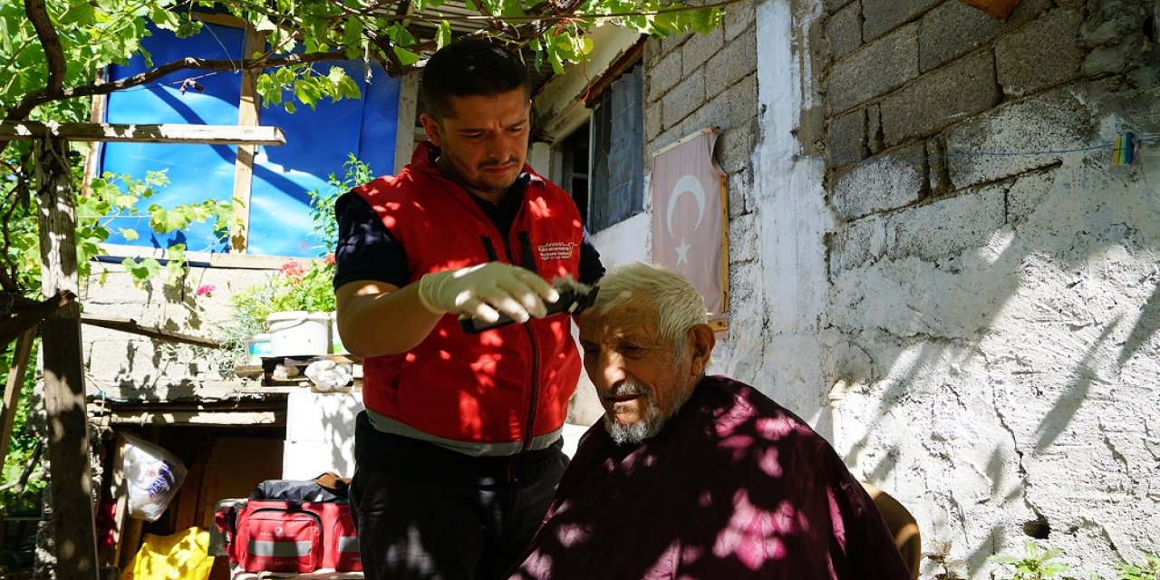 Yalnız Yaşayan Yaşlıların Yanında Büyükşehir Var