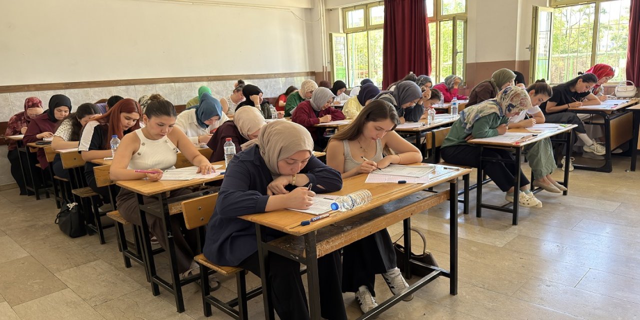 Pusula Maraş’ın KPSS Deneme Sınavı Gerçekleştirildi