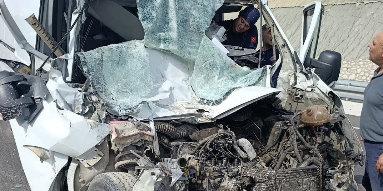 Kahramanmaraş’ta bu araçtan sağ çıktı