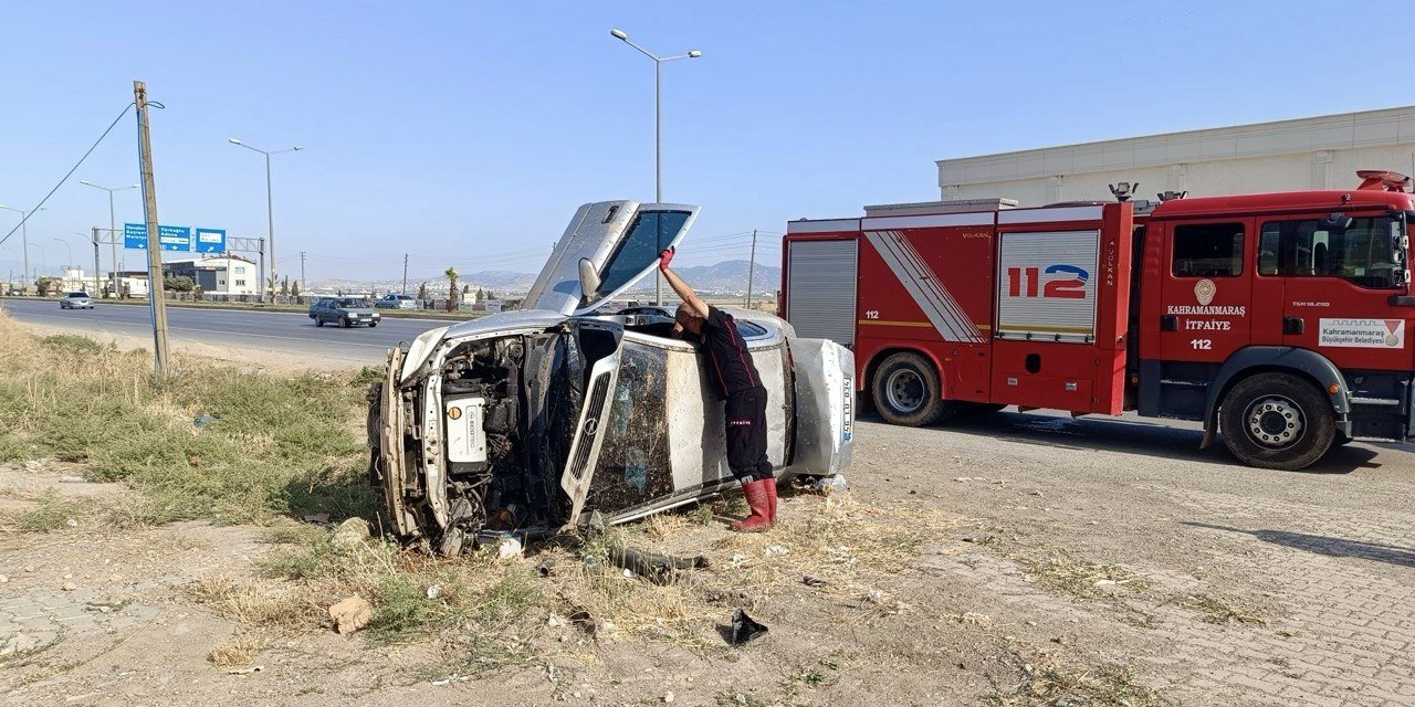 Kahramanmaraş’ta Otomobil Takla Attı: 2 Yaralı