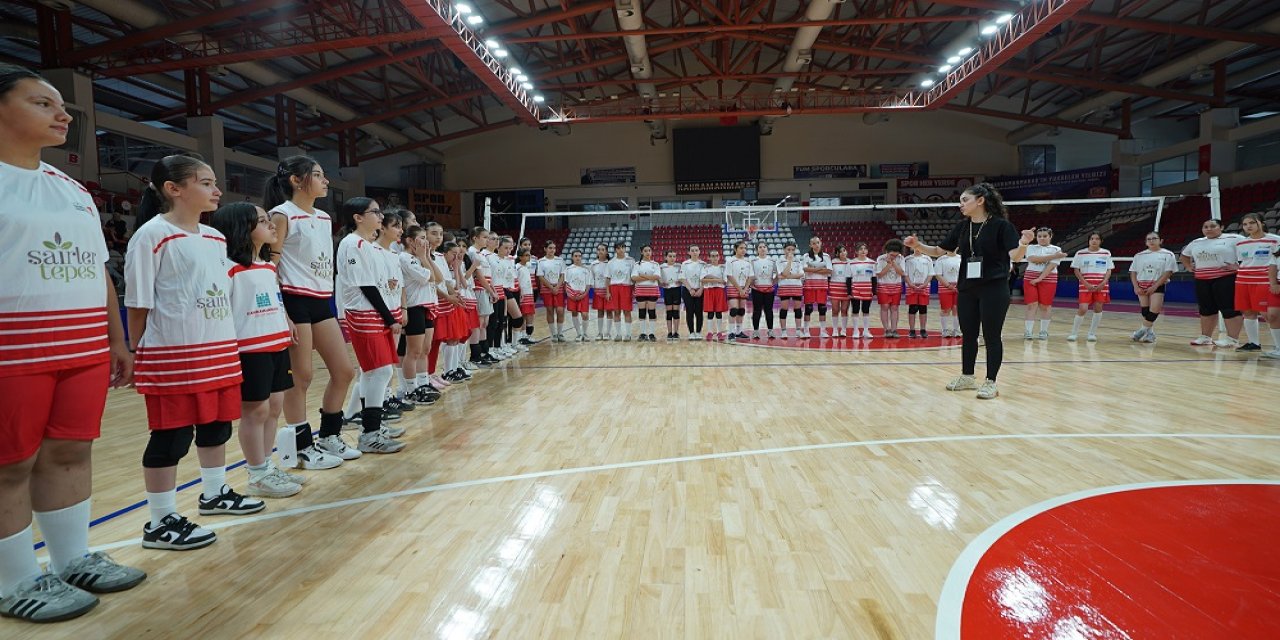 Kadın Voleyboluna Güçlü Altyapı Desteği…