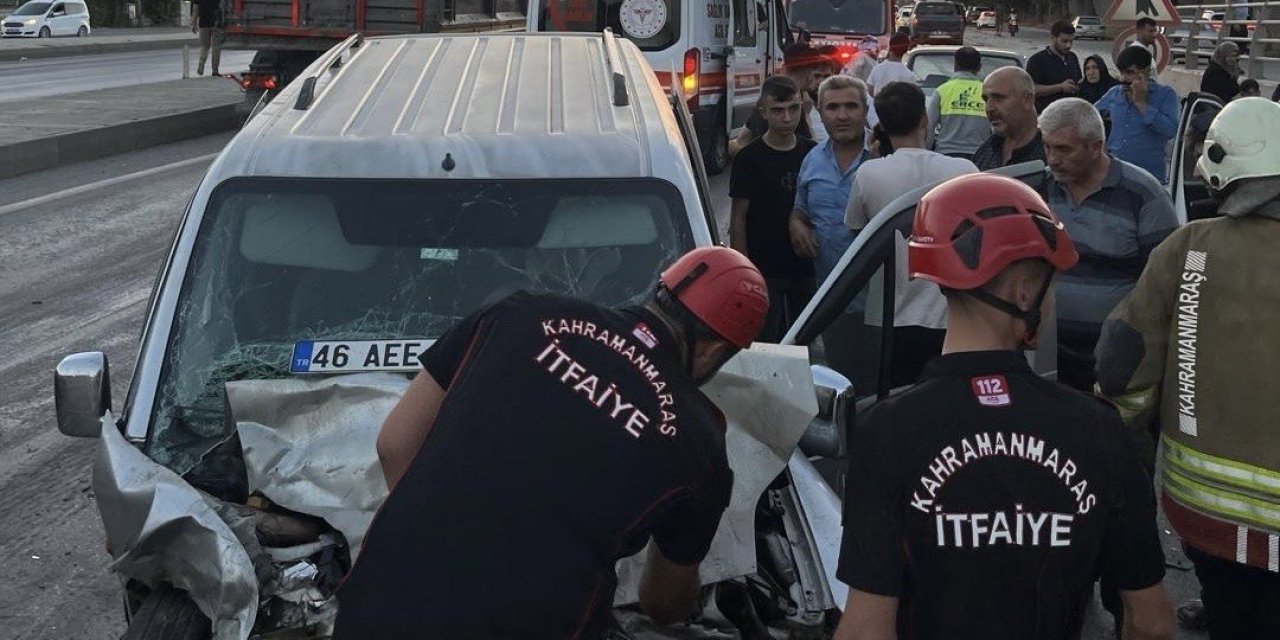Kahramanmaraş’ta Zincirleme Trafik Kazası: 4 Kişi Yaralandı
