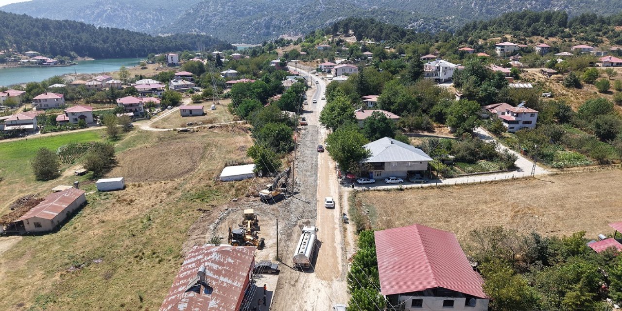 Andırın’da Bir Grup Yolu Daha İyileştirildi