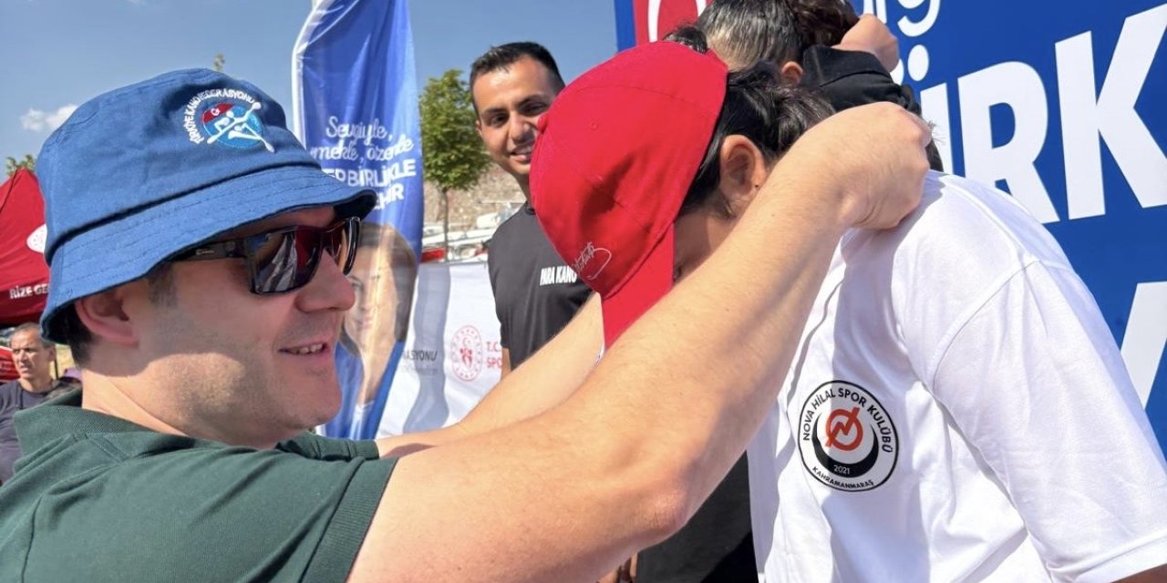 Kahramanmaraşlı Buğlem Kalay, Parakanoda Türkiye Şampiyonu Oldu